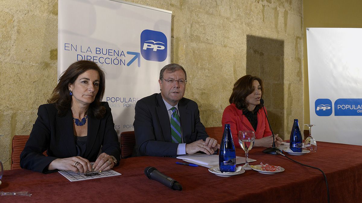 Antonio SIlván, durante el acto del PP celebrado este lunes en San Marcos. | MAURICIO PEÑA