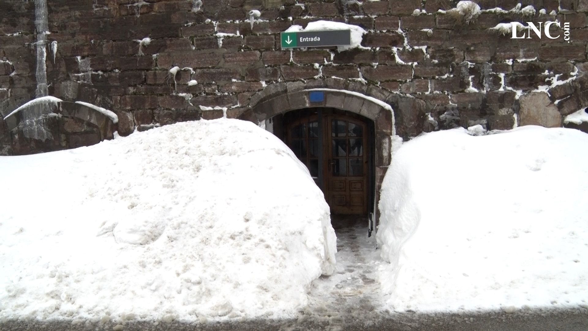 frame-7nieve.jpg