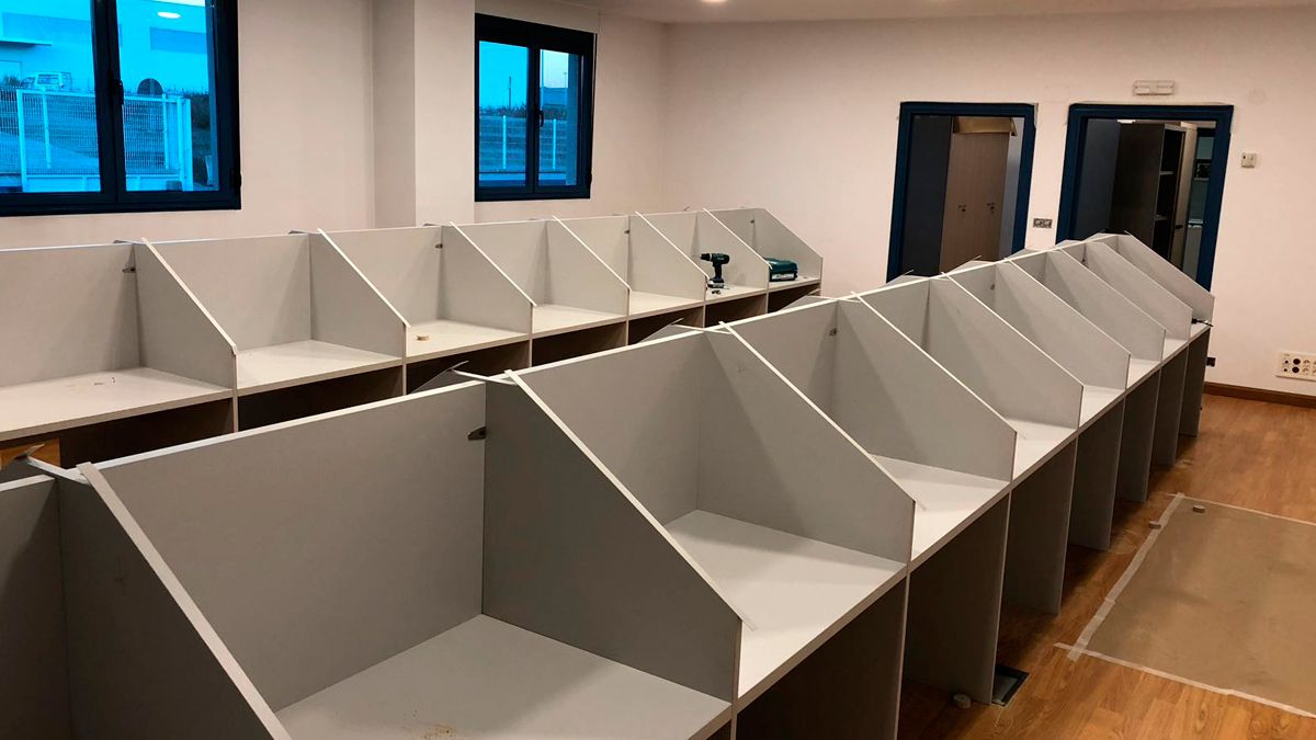 Imagen de la sala en la que se ubicará el call center. Imagen de la sala en la que se ubicará el call center.