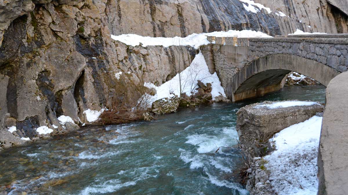Río Torío por las Hoces de Vegacervera. | R. P. N.