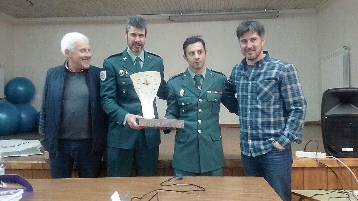 Un momento del acto de reconocimiento a la labor del Greim. | L.N.C.