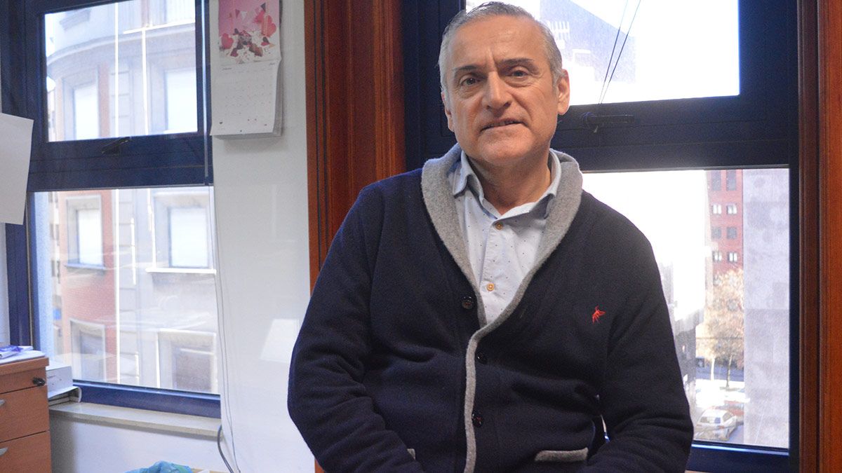 Fernando Astorgano, médico funcionario interino de la provincia. | DIANA MARTÍNEZ