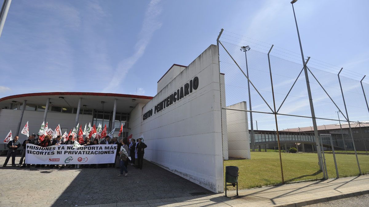 Imagen de archivo del centro penitenciario de Mansilla de las Mulas. | DANIEL MARTÍN