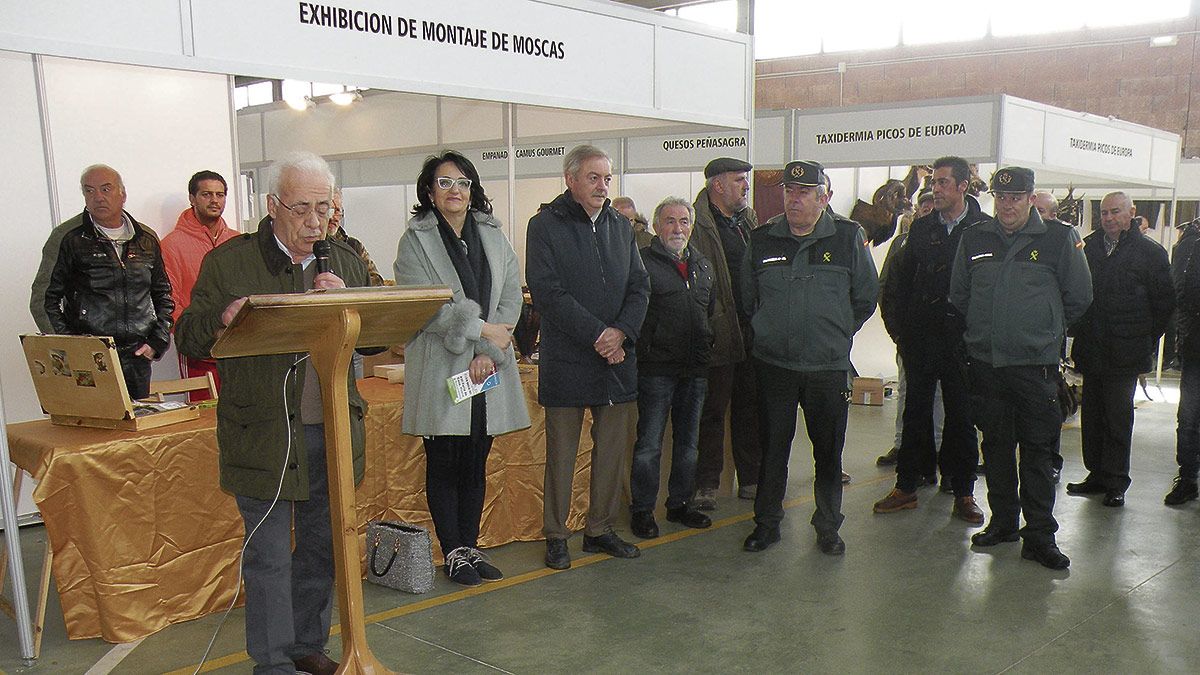 En la imagen, momento de la inauguración de la Feria Reinatur. | E. NIÑO