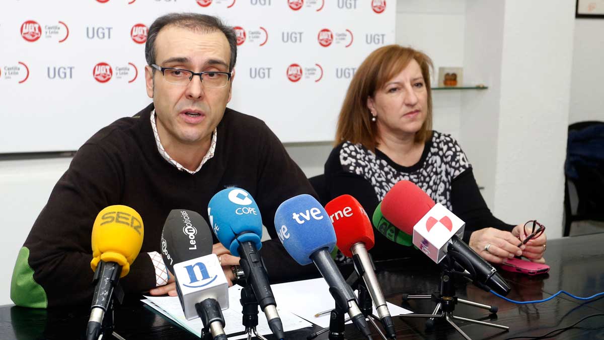 El secretario provincial de UGT en León, Manuel Mayo. | CARLOS S. CAMPILLO (ICAL)