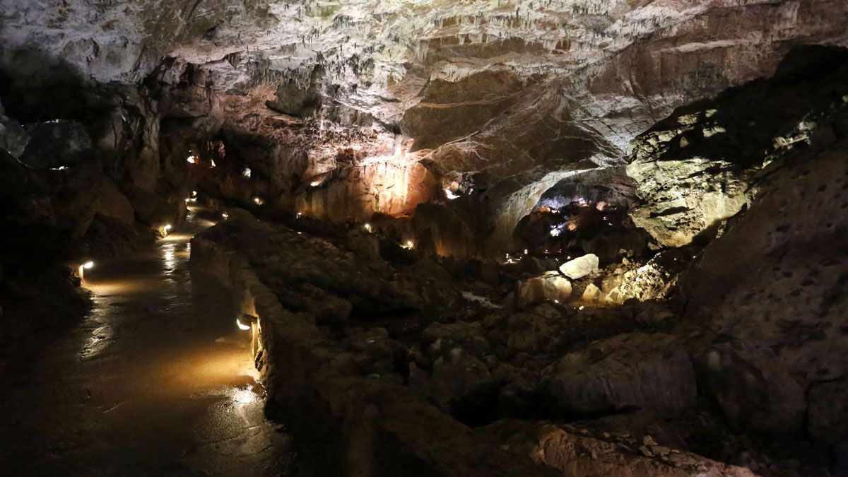 Imagen de la Cueva de Valporquero. | ICAL Imagen de la Cueva de Valporquero. | ICAL