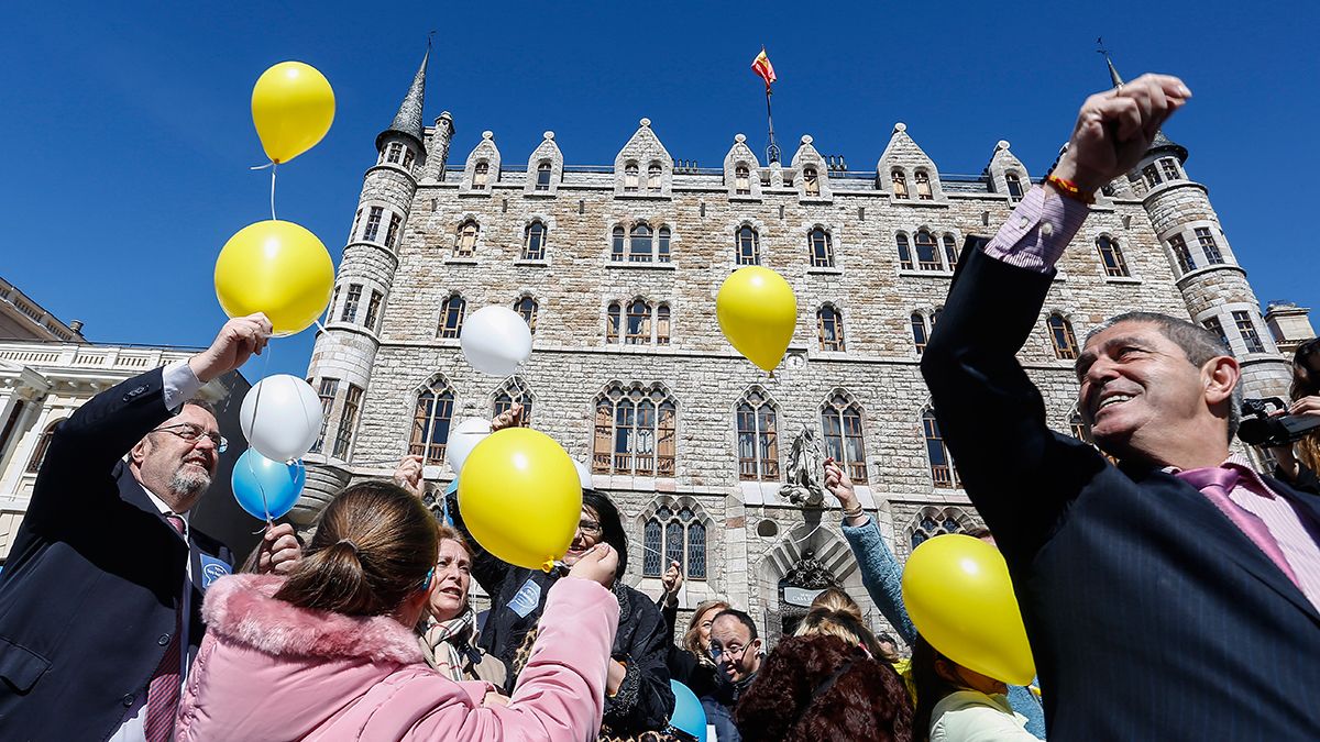 El consejero de Educación, Fernando Rey, asiste al acto institucional con motivo del Día Mundial del Síndrome de Down, organizado por Down León-Amidown. | ICAL