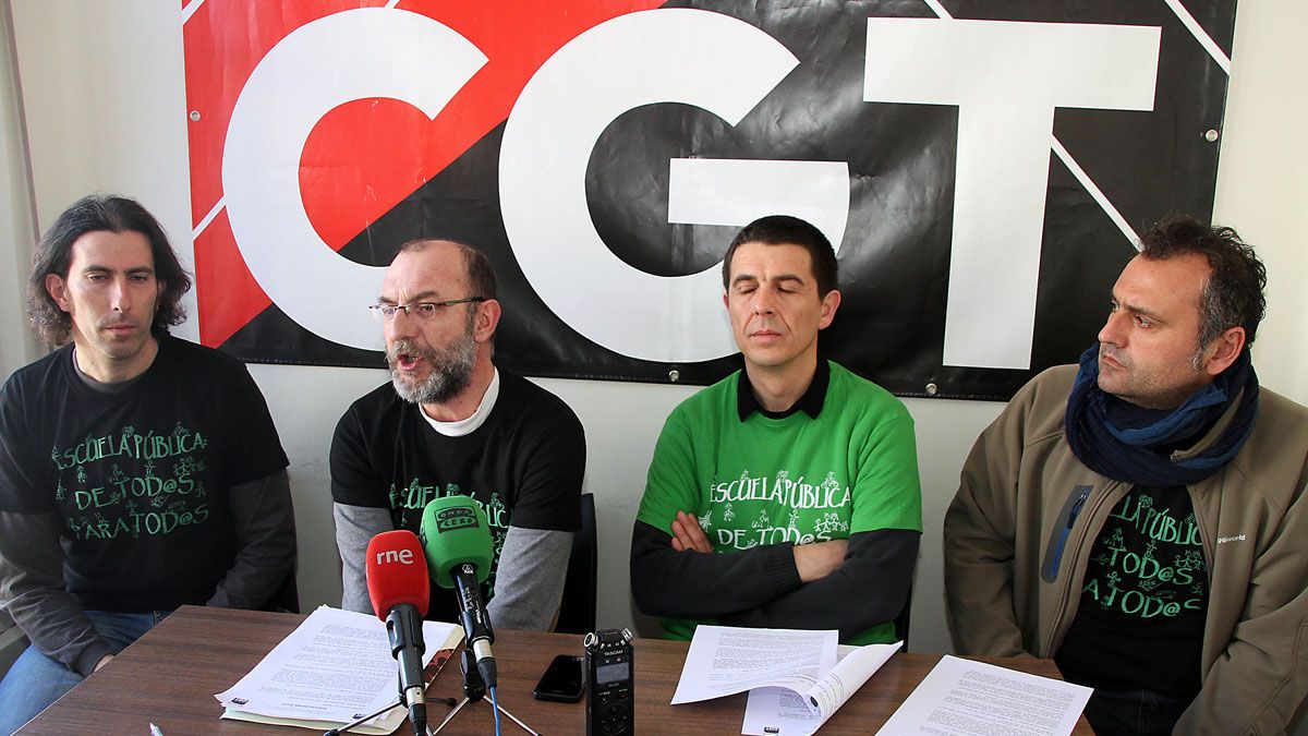 De izquierda a derecha, José María Llamazares Torices, Juan Miguel Alonso, Miguel Ángel Fernández y Alfonso Roldán. | ICAL