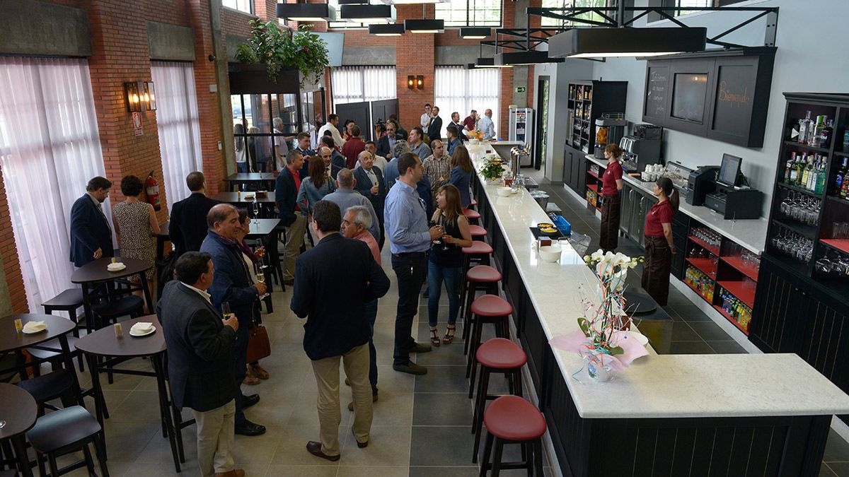 El sector de la hostelería ha acaparado en dos años un total de 121 solicitudes de apoyo a través de la Lanzadera Financiera de la Junta. | MAURICIO PEÑA