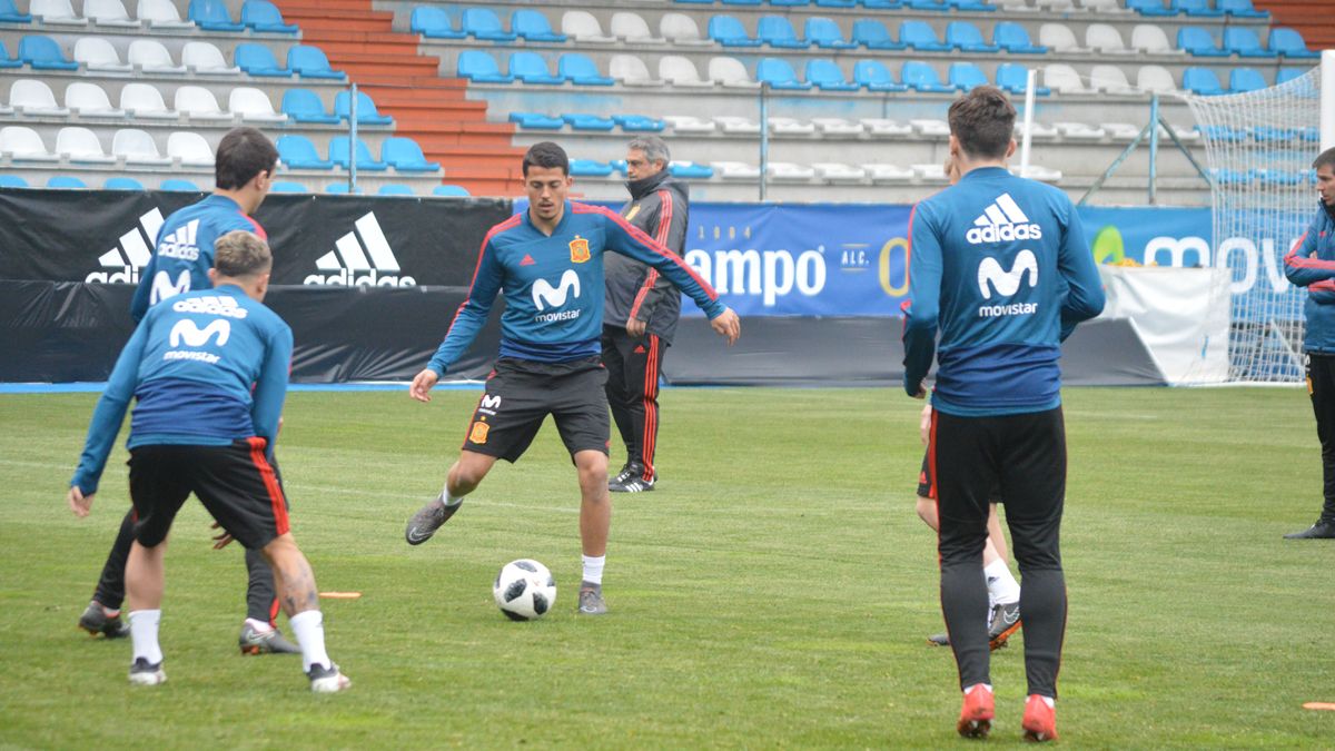 Entrenamiento de la selección sub-21 en El Toralín. | A. CARDENAL