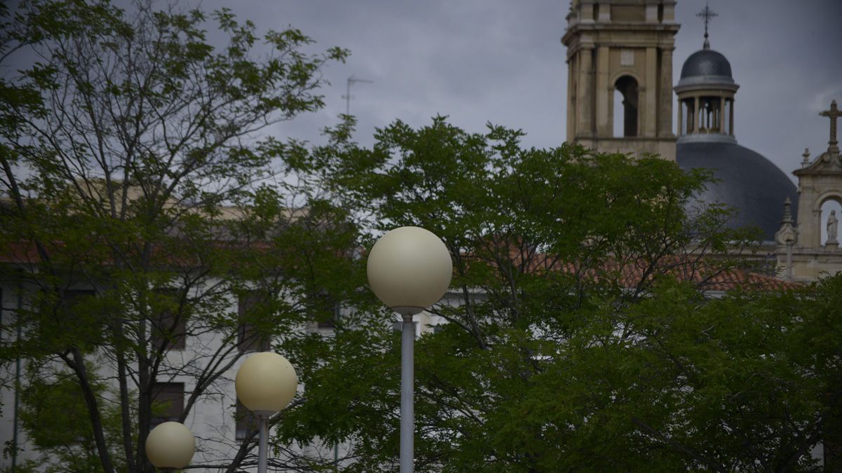Alumbrado público de León. | MAURICIO PEÑA