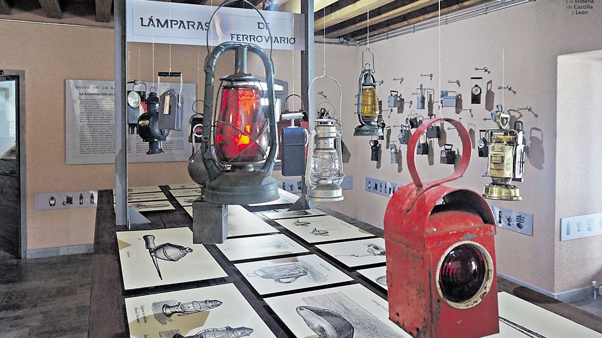 Las lámparas ferroviarias protagonizan el espacio ‘El rincón de la luz’ del Museo de la Siderurgia y la Minería de Sabero con una nueva exposición. | L.N.C.