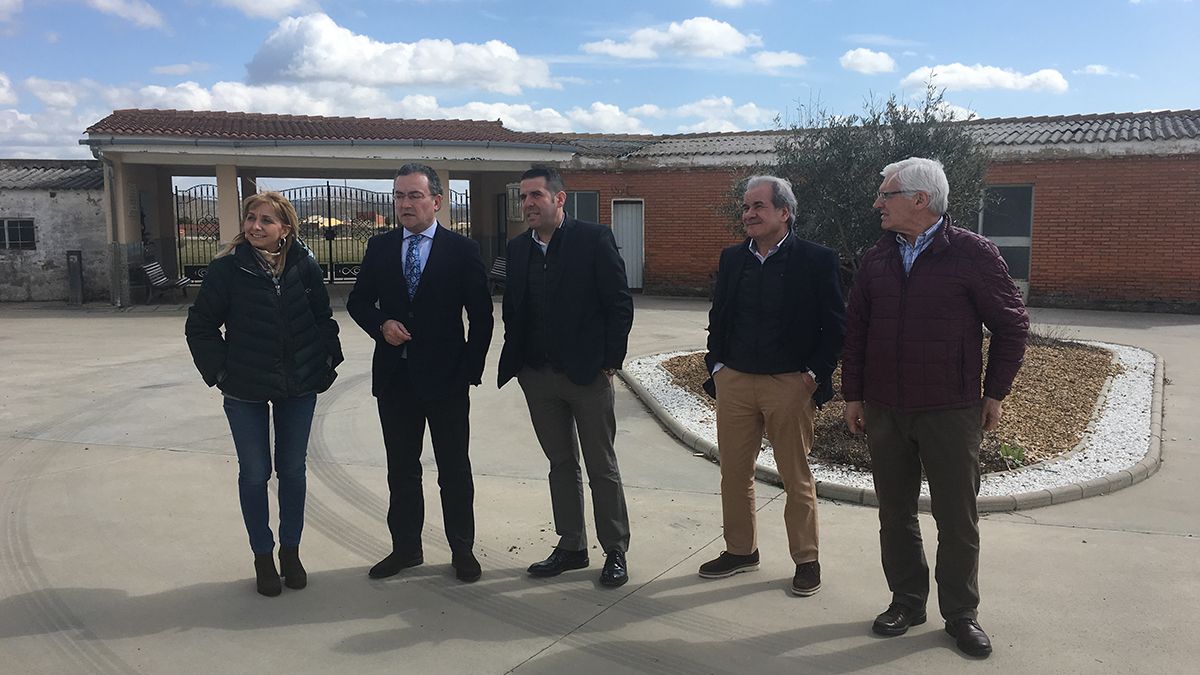 María Eugenia Gancedo, Fernando Salguero, Francisco Gómez, Abel Iglesias y Miguel Ángel Flórez. | L.N.C.
