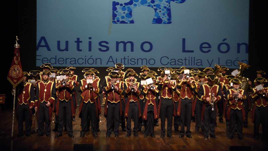Un momento del concierto celebrado este lunes en el Auditorio de León. | MAURICIO PEÑA