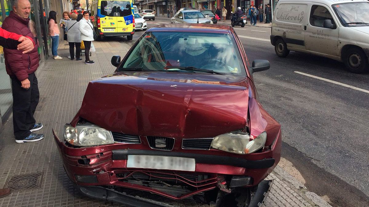 Imagen del accidente en la avenida Alcalde Miguel Castaño. | L.N.C.
