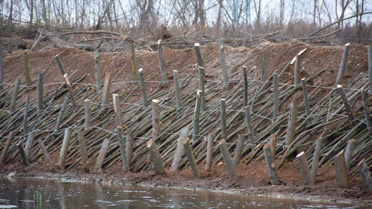 Actuación de defensa del río Tuerto en La Bañeza. | CHD