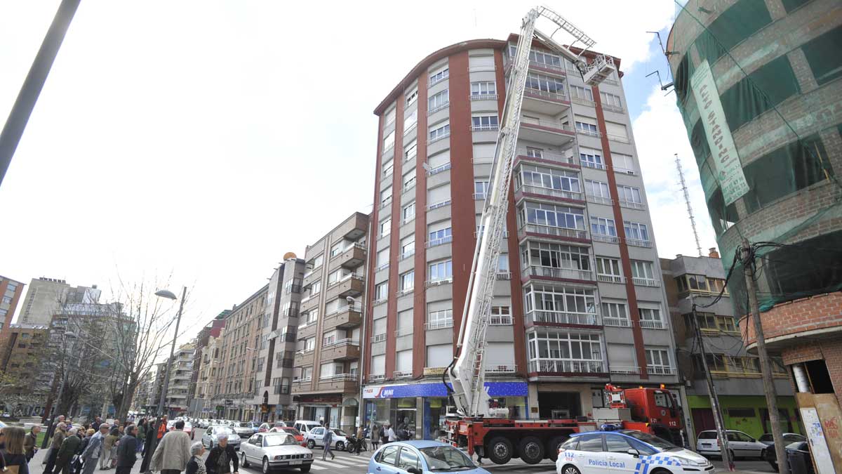 El curso está destinado a los Bomberos de León. | DANIEL MARTÍN