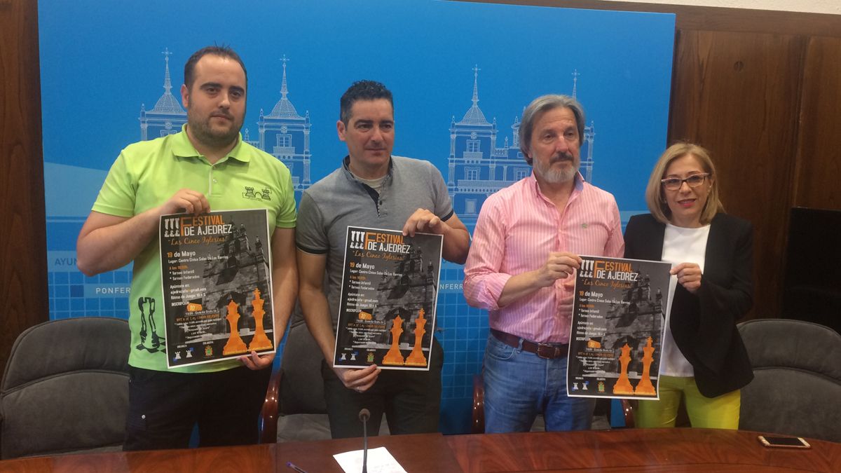 Presentación del torneo de ajedrez Las Cinco Iglesias. | A. CARDENAL
