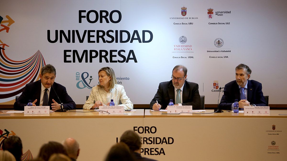 Inauguración del Foro Universidad Empresa en la que participan, los consejeros de Economía y Hacienda, Pilar del Olmo, y de Educación, Fernando Rey. | ICAL