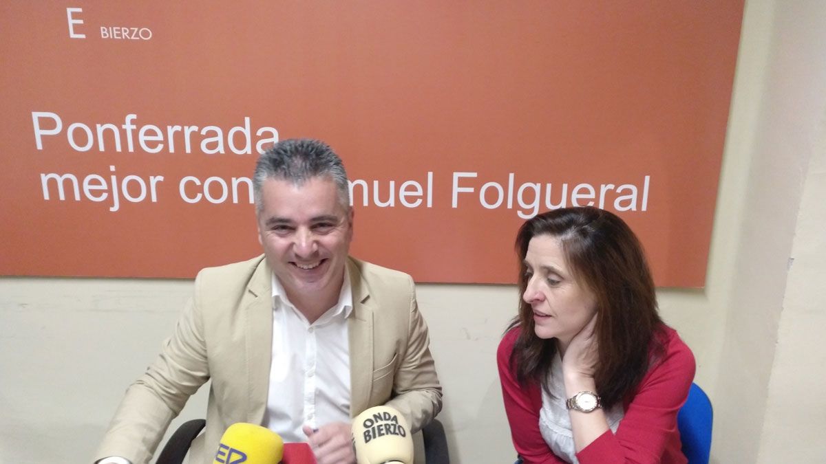 Santiago Macías e Isabel Baílez en rueda de prensa. | M.I.