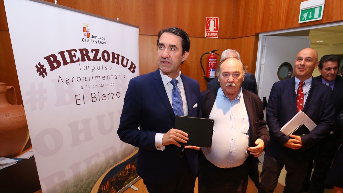 Suárez-Quiñones en el Bierzo Hub sobre madera. | ICAL