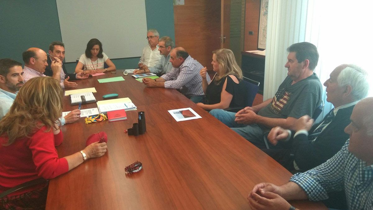 Reunión de alcaldes del Páramo Alto con responsables de Itacyl. | L.N.C.