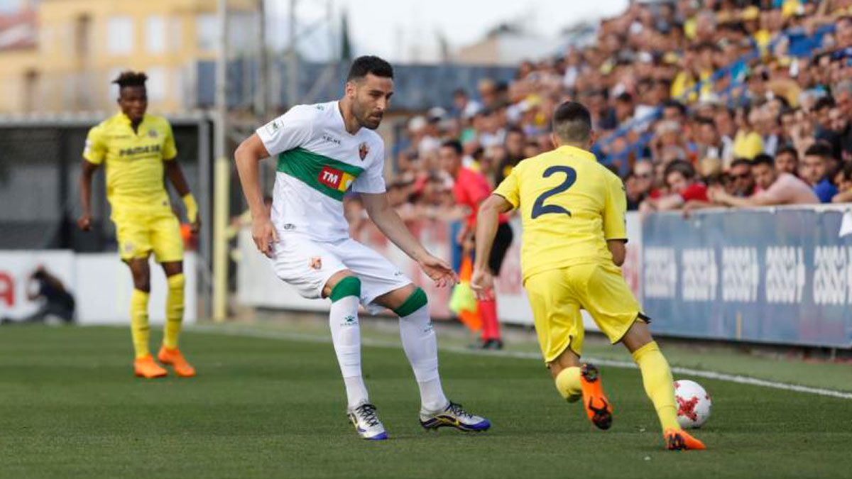 Benja anotó ayer el gol que le dio el ascenso al Elche. | DIARIO INFORMACIÓN