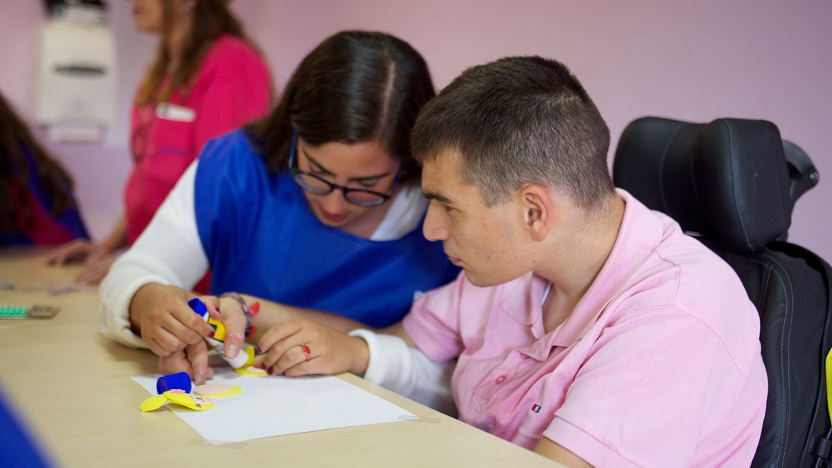 Los proyectos de La Caixa hacen especial énfasis en el respeto y dignidad de las personas. | L.N.C