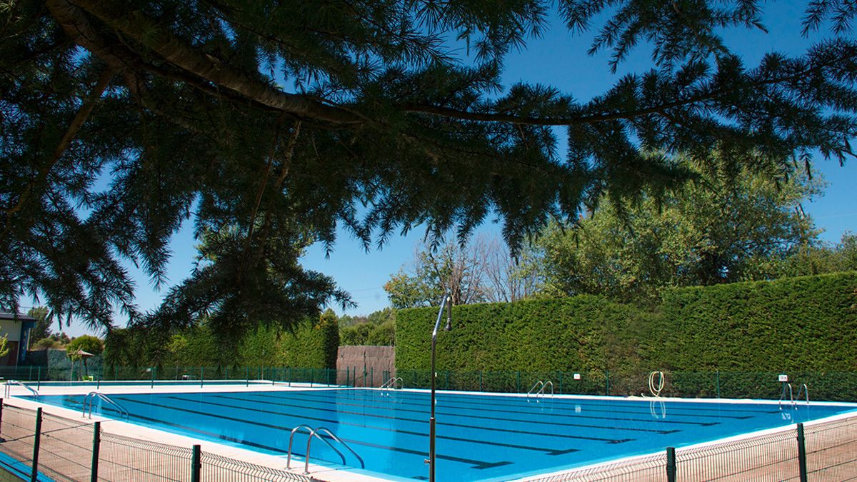 Piscinas de La Virgen del Camino.|L.N.C. Piscinas de La Virgen del Camino.|L.N.C.