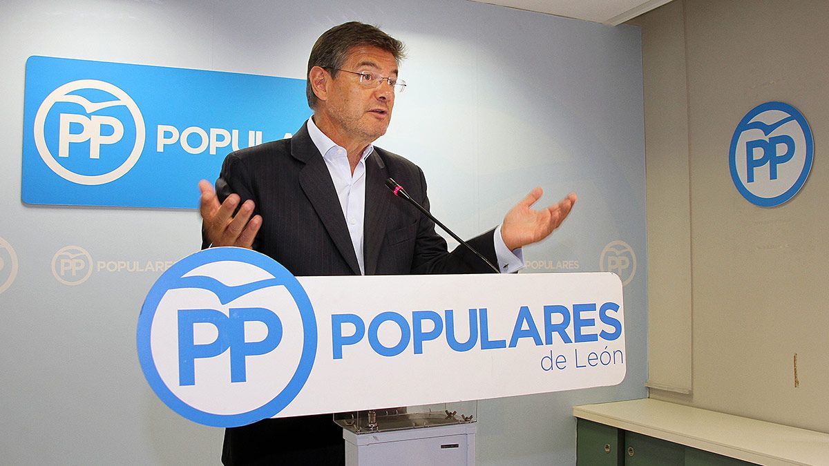 Rafael Catalá acude a un acto de la candidatura de Pablo Casado con los compromisarios de León. | ICAL