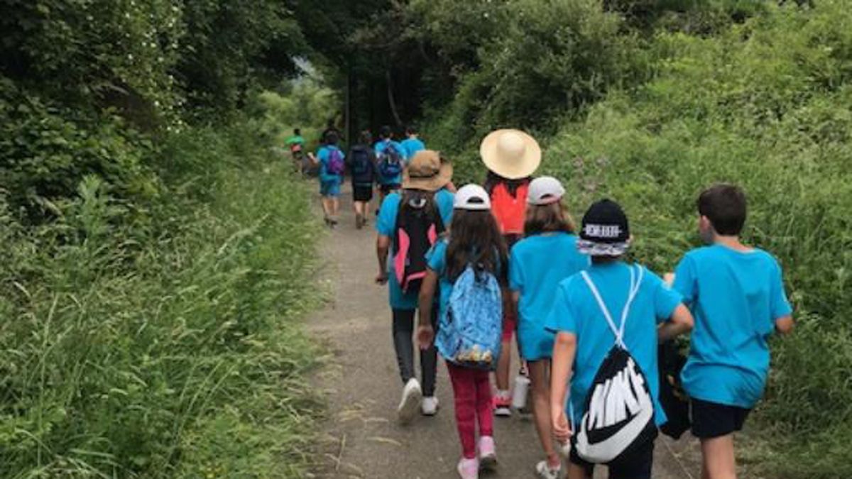 Los niños disfrutarán de estos campamentos con divertidas actividades. |J. Blanco Travieso