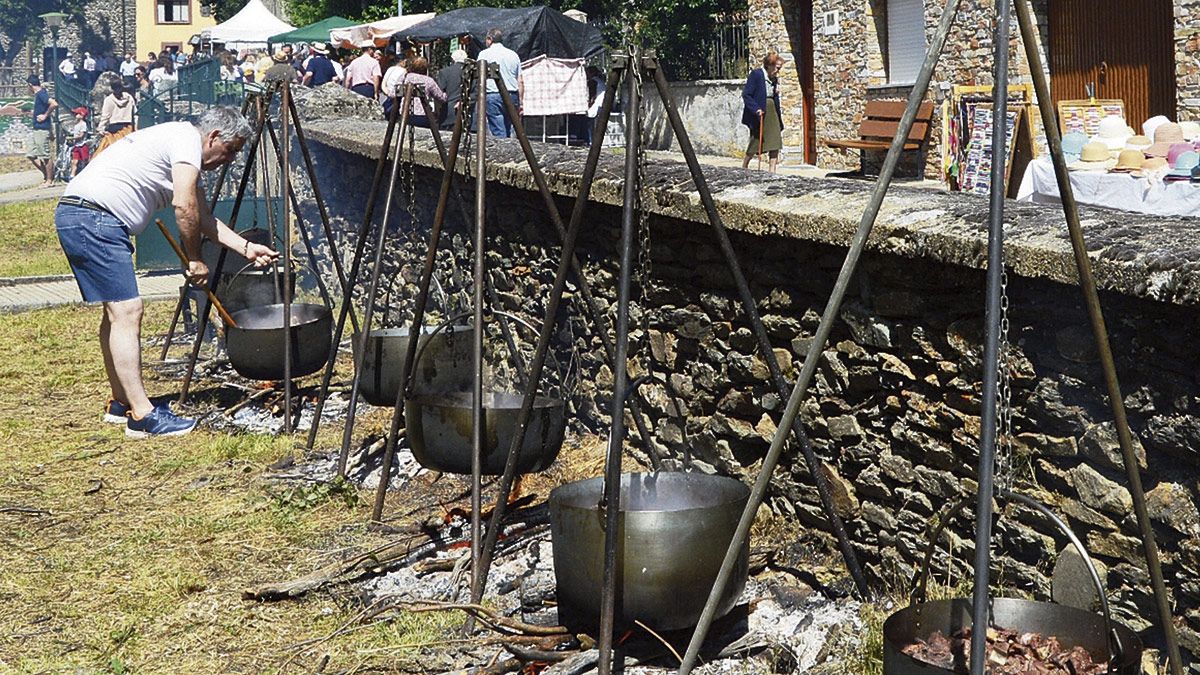 No faltaron los sabores más tradicionales en Murias. | AITANA MALLO