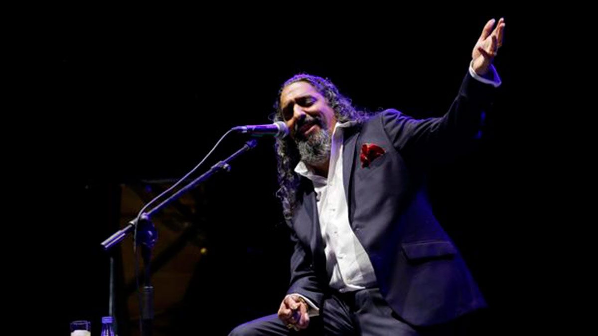Diego El Cigala durante uno de sus conciertos. | ABC