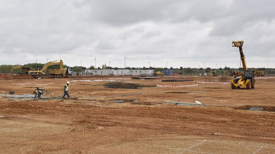Localización donde se está construyendo el centro logístico de Decathlon en Villadangos del Páramo. | SAÚL ARÉN