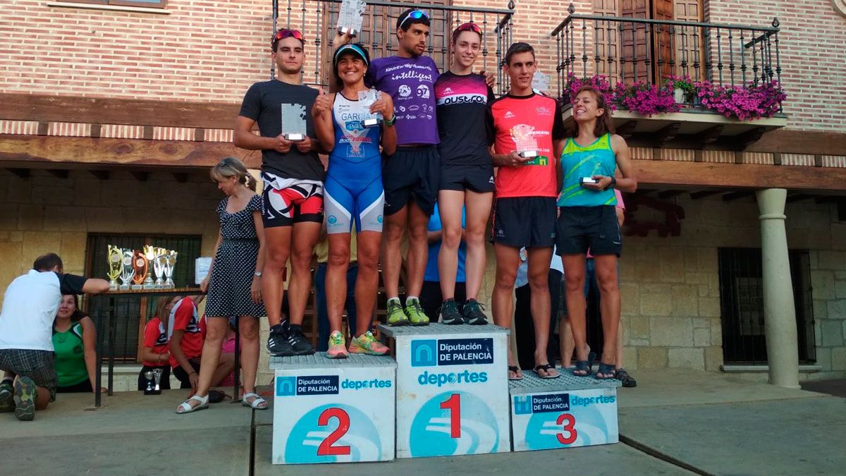 Los ganadores del regional del triatlón cross celebrado en Astudillo. | L.N.C.