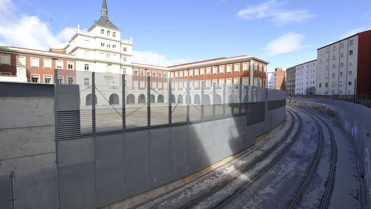 Obras de Feve en el año 2017 por detrás del colegio Maristas. | DANIEL MARTÍN Obras de Feve en el año 2017 por detrás del colegio Maristas. | DANIEL MARTÍN
