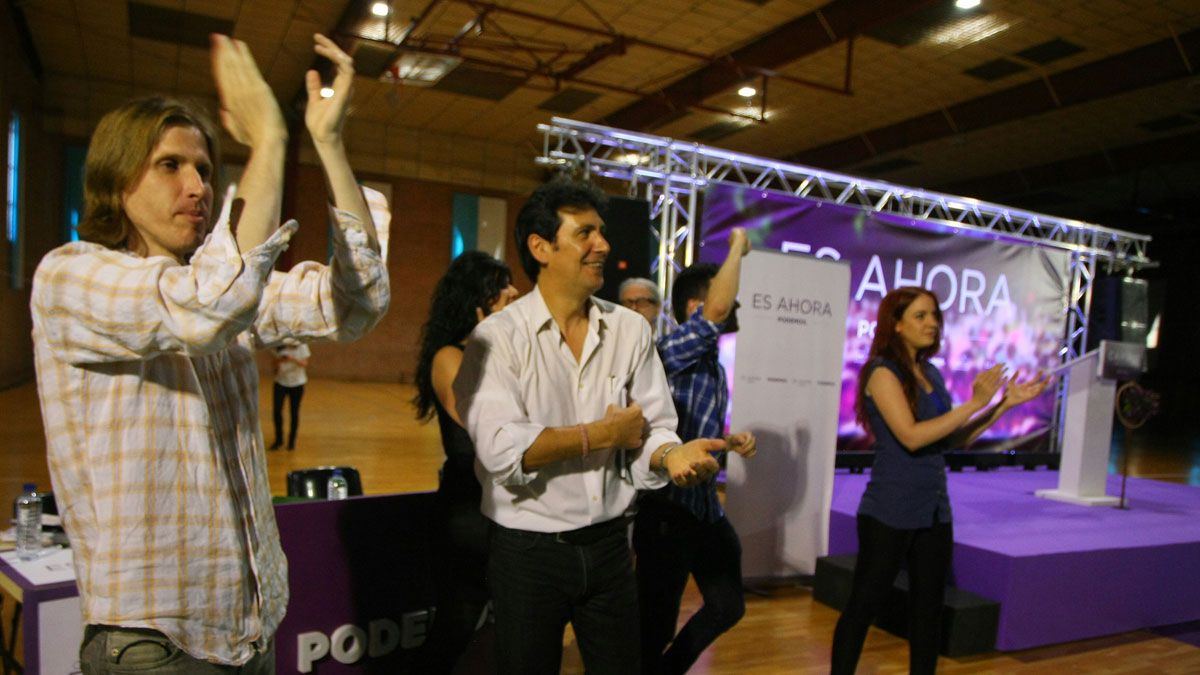 Mitin de Podemos en Ponferrada con la participación del candidato a la Junta Pablo Fernández. | ICAL