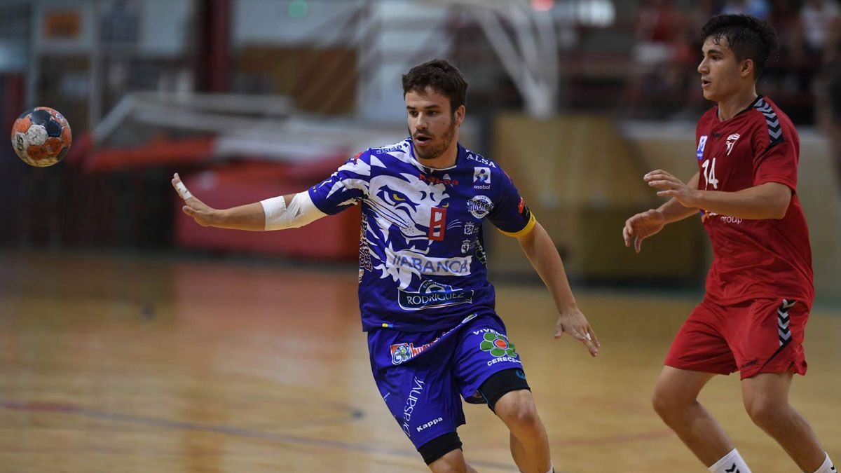 El Abanca Ademar afronta su segundo compromiso de pretemporada tras ganar a Alcobendas. | JAVIER QUINTANA