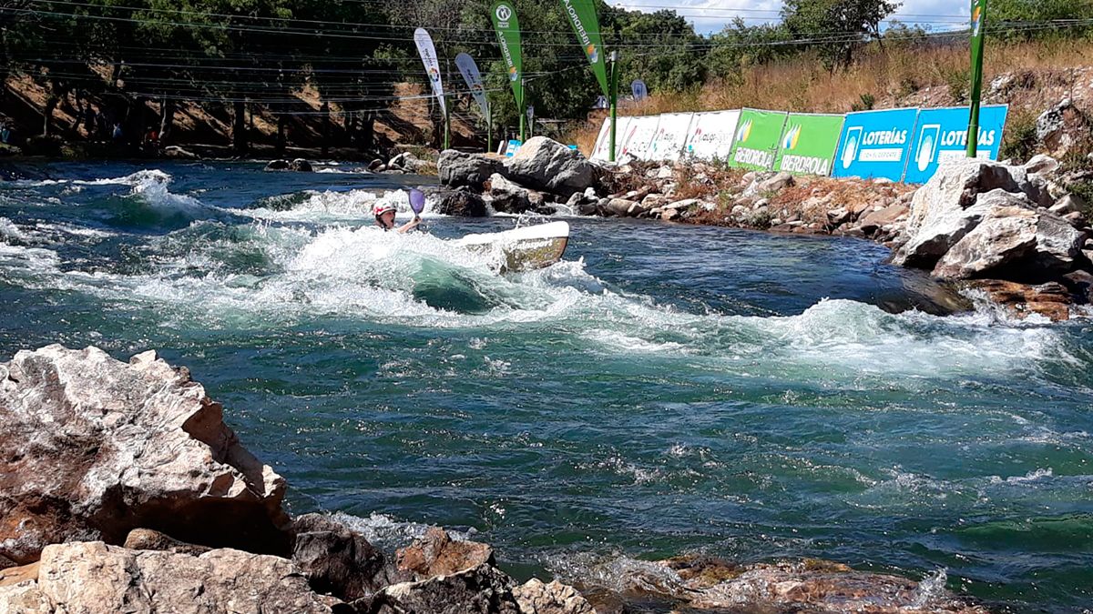 El canal Sabero-Alejico volvió a dejar un año más bonitas estampas durante los descensos. |RFEPIRAGUISMO El canal Sabero-Alejico volvió a dejar un año más bonitas estampas durante los descensos. |RFEPIRAGUISMO