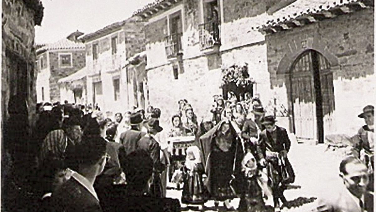 Imagen de la grabación de ‘La Esfinge Maragata’ llevada a cabo en la localidad de Castrillo de los Polvazares.