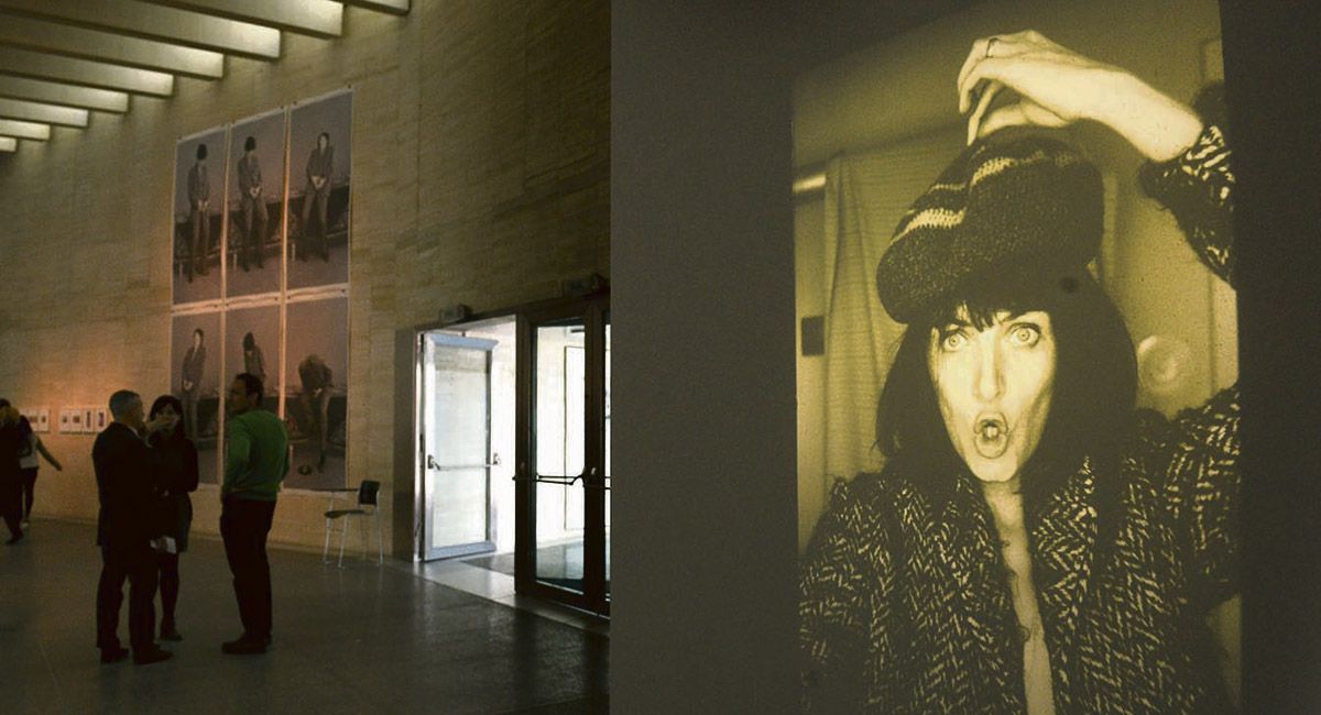 ‘Historias del autodisparador’ explora el ámbito del autorretrato fotográfico a través de 80 obras. | MAURICIO PEÑA