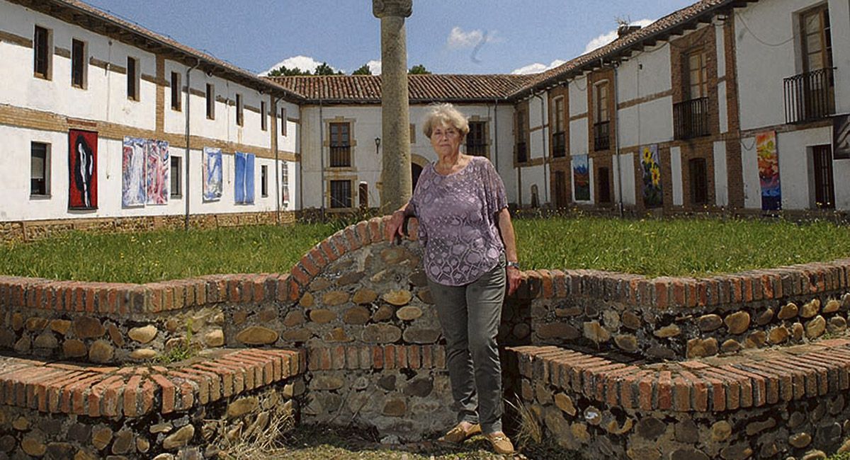 Ángela Merayo también ha hecho una obra para la exposición. | MAURICIO PEÑA