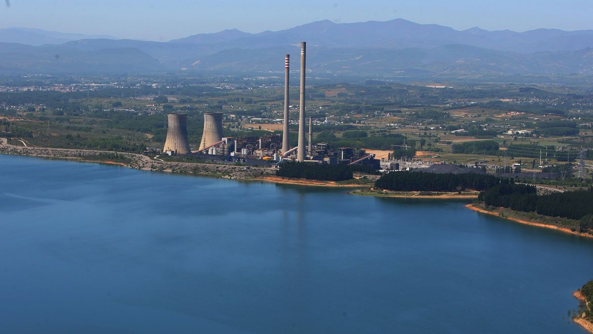 Central térmica de Compostilla en Cubillos del Sil. | ICAL