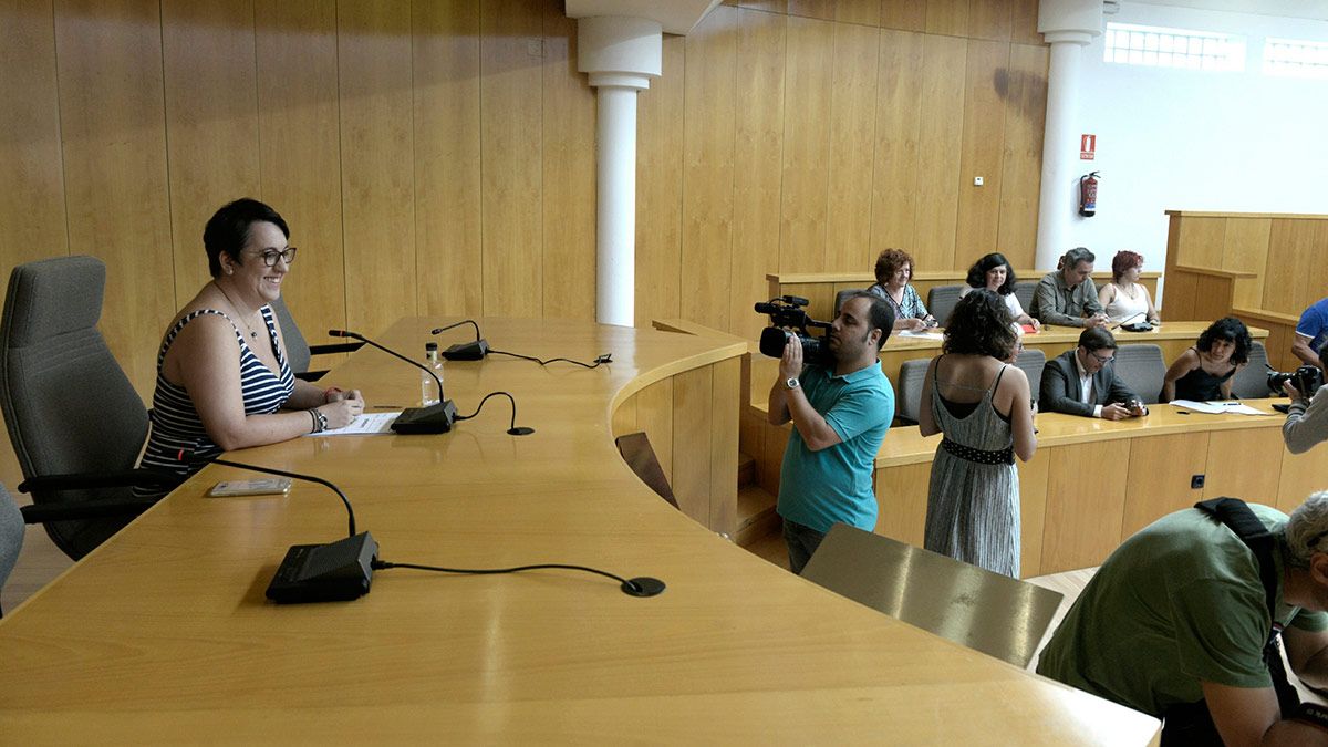 Imagen del pleno de este miércoles, que ha estado presidido por la alcaldesa en funciones, Camino Cabañas. | MAURICIO PEÑA