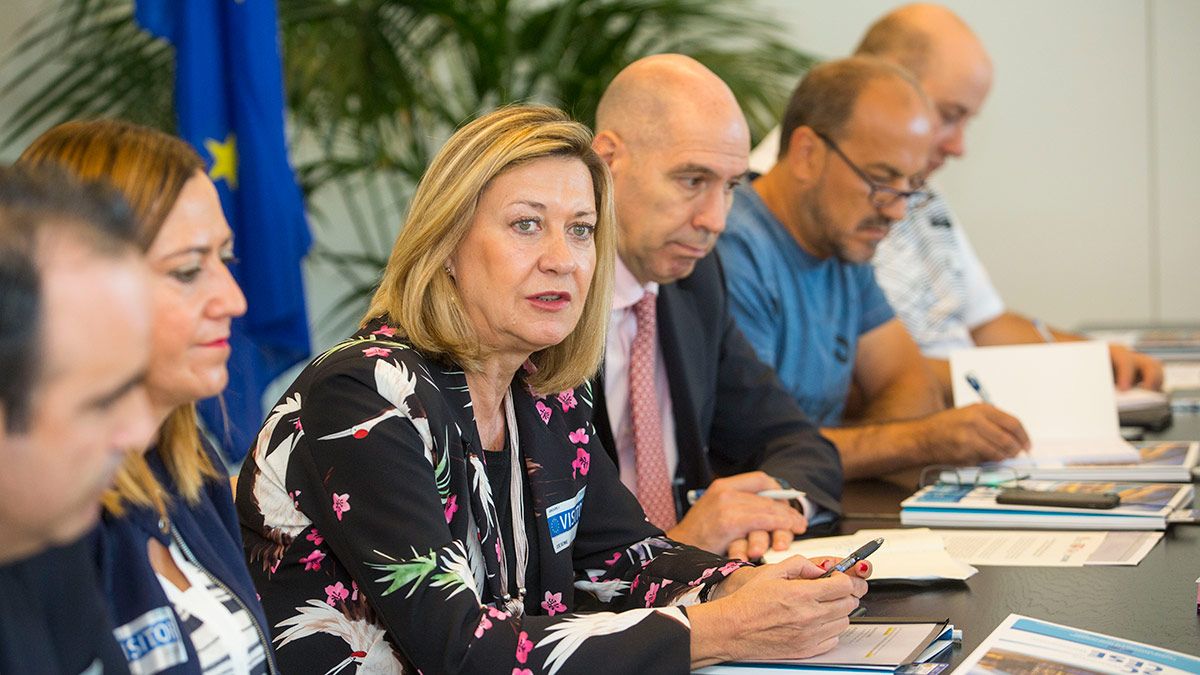 La consejera de Economía y Hacienda, Pilar del Olmo, se reúne con la Confederación Europea de Sindicatos (CESE) junto a representantes de la Fundación Anclaje y el Comité de Empresa de Vestas. | ICAL