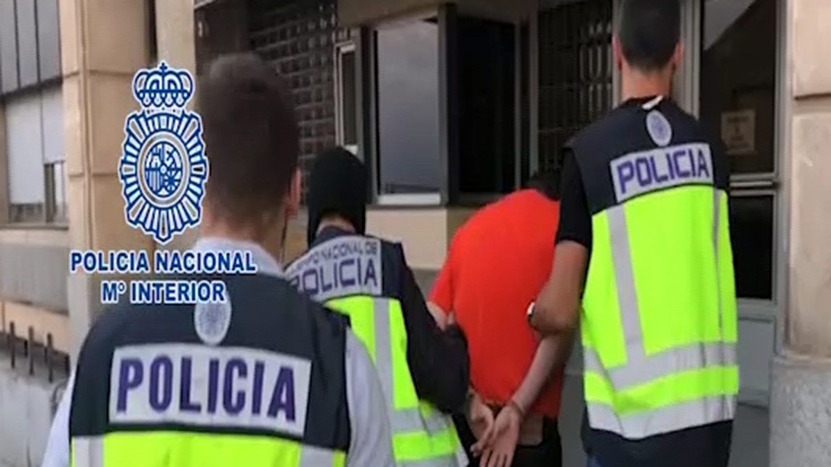 La Policía Nacional detiene en Salamanca a uno de los fugitivos más buscados de Europa. | ICAL