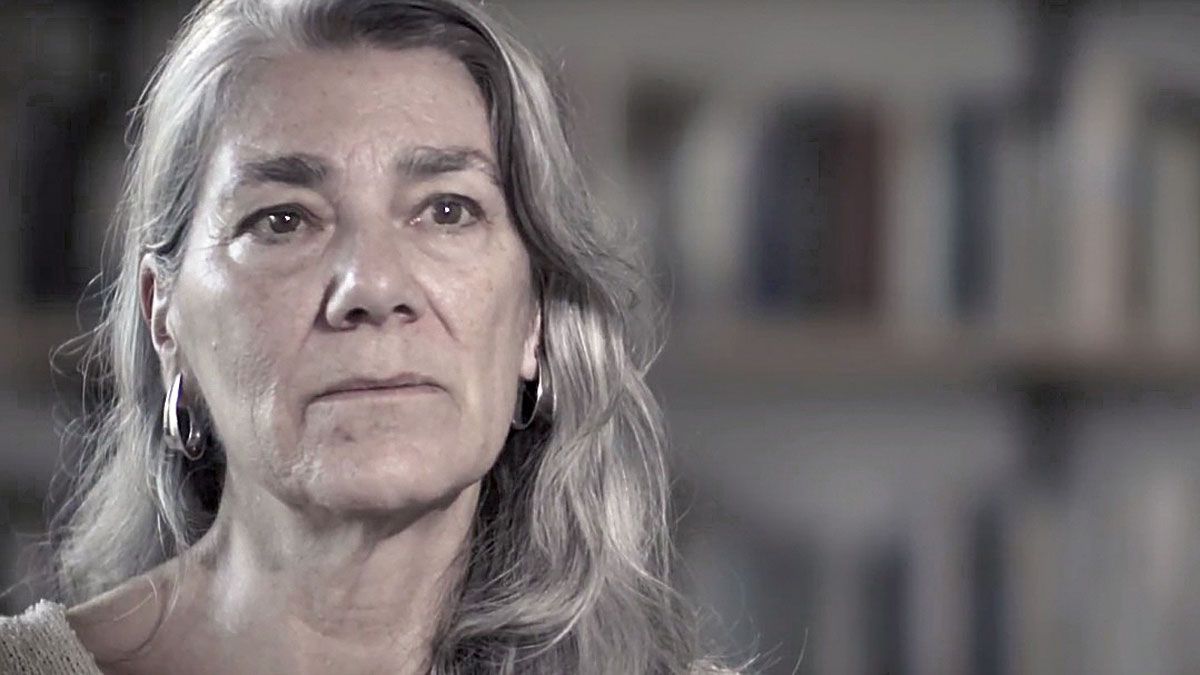 La médico y escritora berciana en una imagen del documental de Greenpeace.