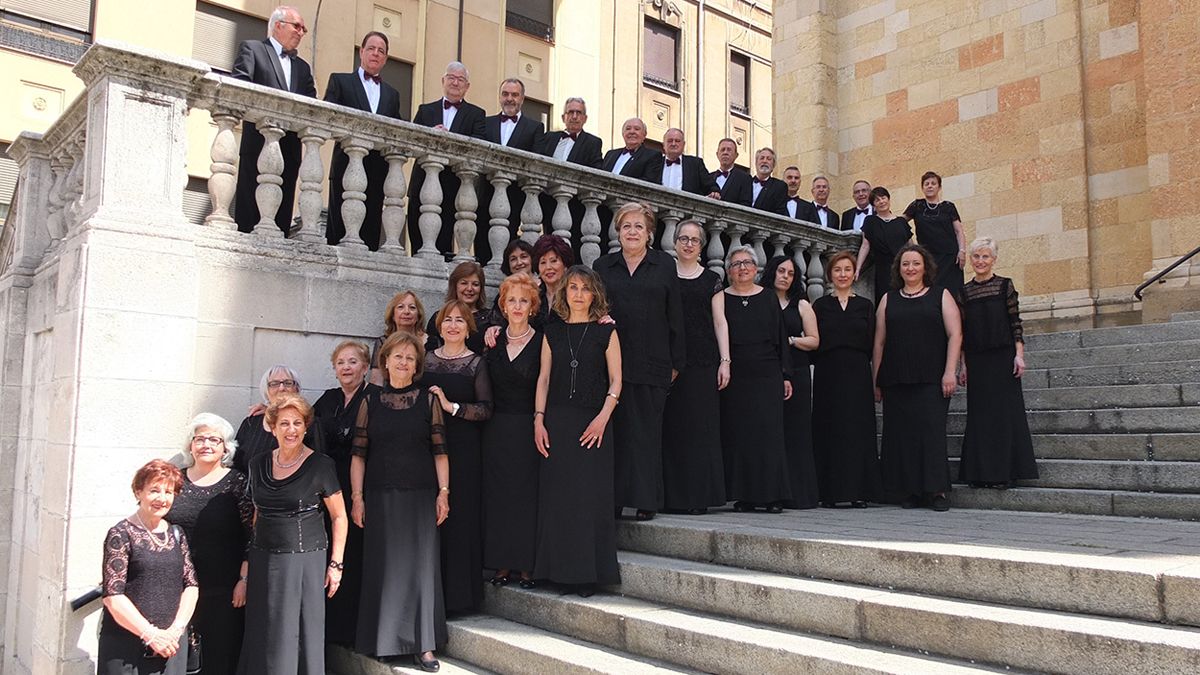 La Coral Torreblanca en una de sus actuaciones.