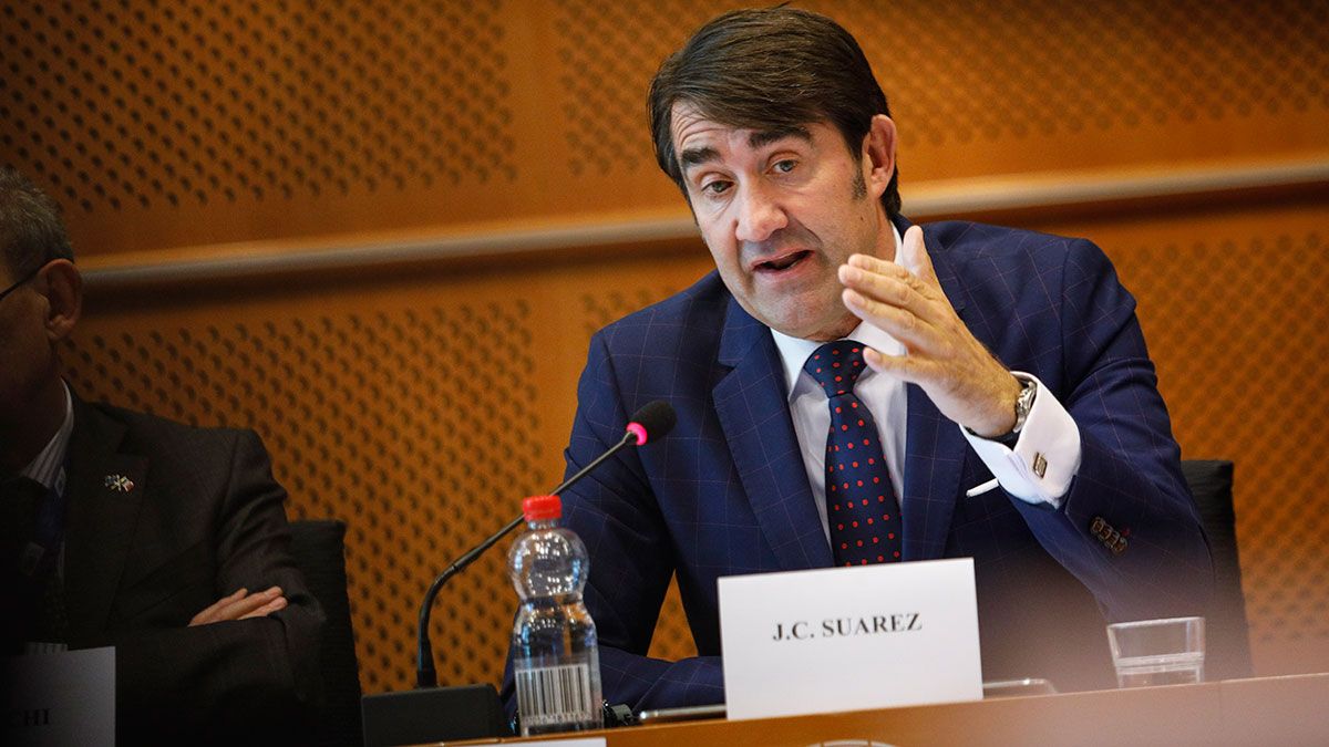 El consejero de Fomento y Medio Ambiente, Juan Carlos Suárez-Quiñones, en Bruselas. | ICAL