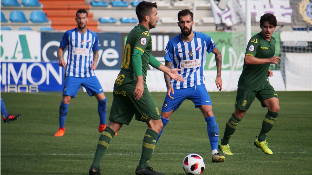 La Deportiva sumó un nuevo partido sin encajar goles aunque no pudo lograr la victoria. | FRANCISCO L. POZO